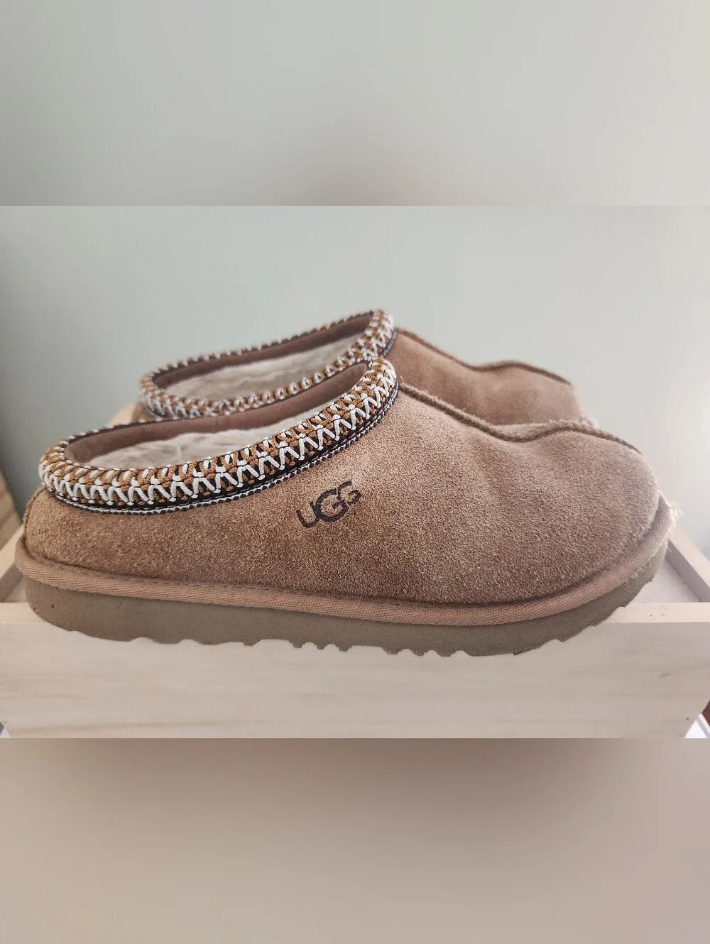 UGG Big Kid's Brown Suede Cozy Slip-On Mule Size 5